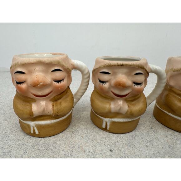 Vintage Friar Tuck Monk Mini Cups Shot Glasses Decanter Lot Of 4 Japan - Picture 3 of 7